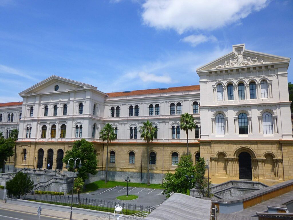  University Of Deusto